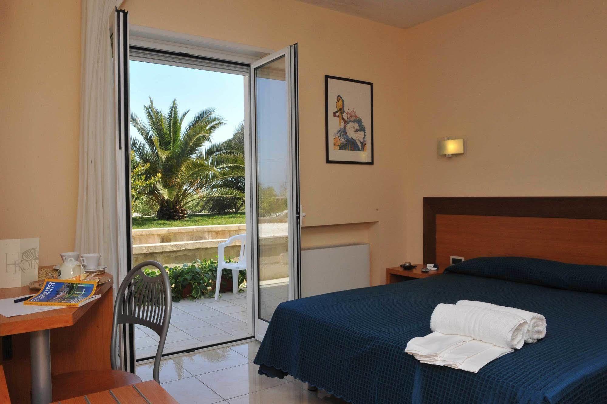 Hotel Club Koine Otranto Luaran gambar
